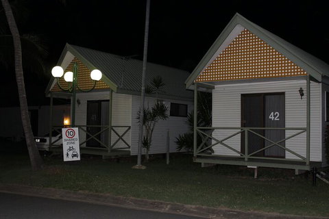 Central Tourist Park - Foster Accommodation 7