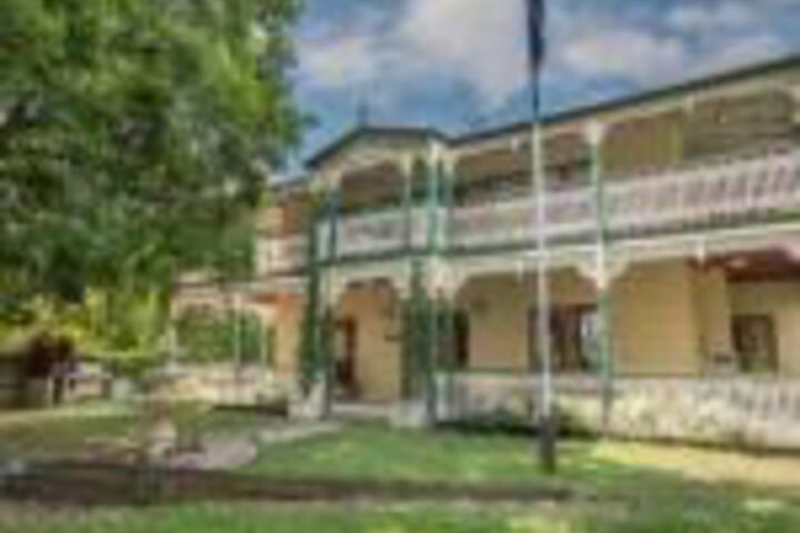 Brisbane QLD Foster Accommodation