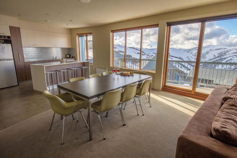 Absollut - Foster Accommodation 2