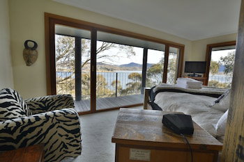 The Point Jindabyne - Foster Accommodation 6