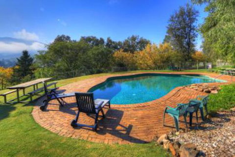 Upper Murray Resort - Foster Accommodation 2