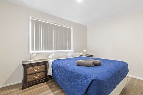 Central Caravan Park - Foster Accommodation 5