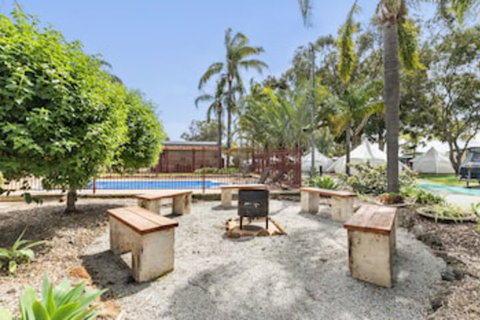 Central Caravan Park - Foster Accommodation 0