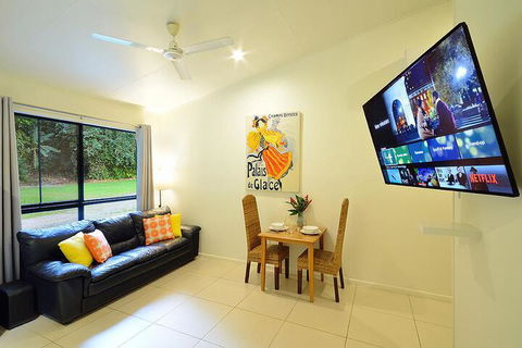 Misty Mountains Rainforest Retreat - Foster Accommodation 1