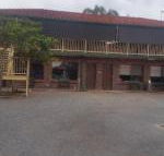 Wentworth Club Motel - Foster Accommodation