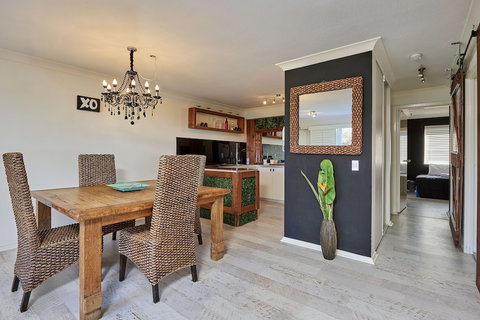 Cabarita Beachfront Apartments - Foster Accommodation 2