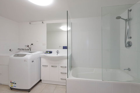 Cabarita Beachfront Apartments - Foster Accommodation 4