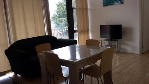 Westside Serviced Apartments - Foster Accommodation 5