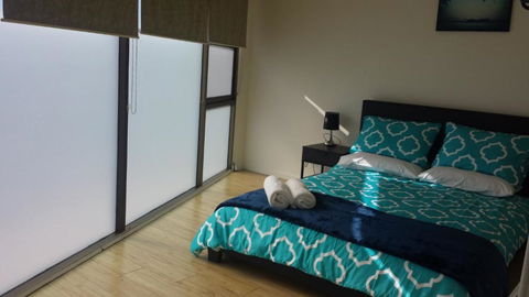 Westside Serviced Apartments - Foster Accommodation 3