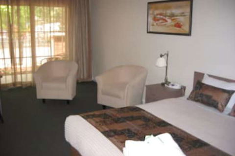 Gabriel Motor Inn - Foster Accommodation 5