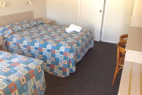 Gabriel Motor Inn - Foster Accommodation 7