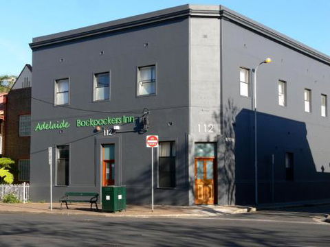 Adelaide Backpackers Inn - Foster Accommodation 0