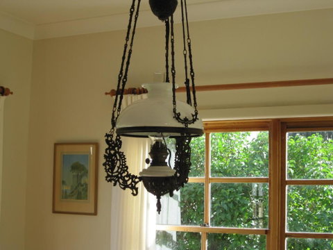 Sutton Forest Cottage - Foster Accommodation 6