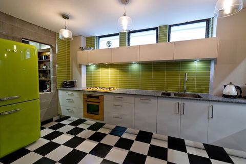 Retro House - Foster Accommodation 3
