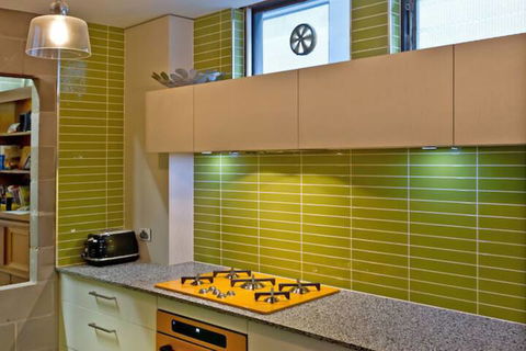 Retro House - Foster Accommodation 2