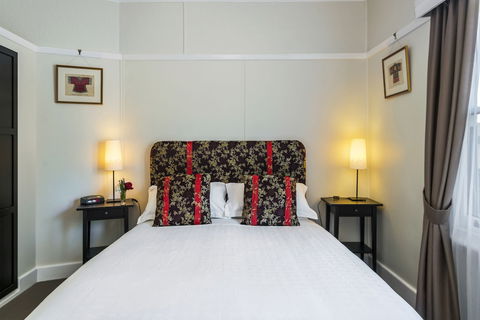 Ashdowns Of Dover B&B - Foster Accommodation 6