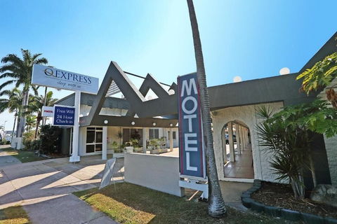 Q Express - Foster Accommodation 0