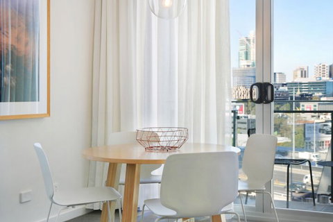 Royal Stays Apartments Southbank - Foster Accommodation 2