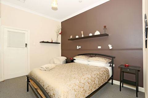 Busselton Guest House - Foster Accommodation 5