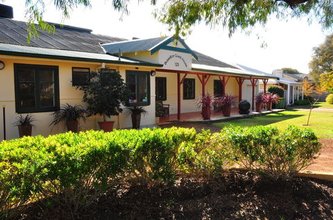 Busselton Guest House - Foster Accommodation 1
