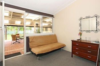 Busselton Guest House - Foster Accommodation 6