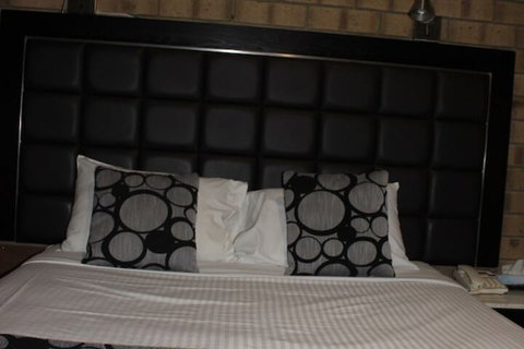 Pavlos Motel - Foster Accommodation 5