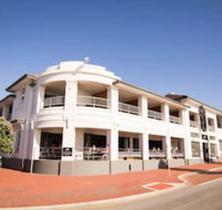 Cottesloe Beach Hotel - Foster Accommodation