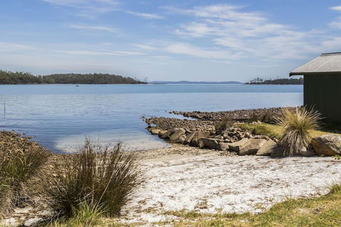 Abs By The Bay - Foster Accommodation 2