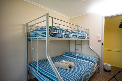 Airlie Beach YHA - Hostel - Foster Accommodation 3