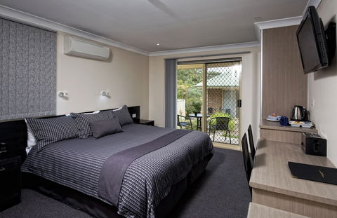 Dolphin Shores - Foster Accommodation 6