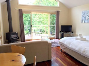 Tamborine Gardens - Foster Accommodation 4