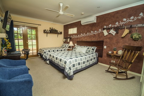 Armadale Cottage Bed & Breakfast - Foster Accommodation 6