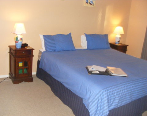 Tambaridge Bed And Breakfast - Foster Accommodation 2