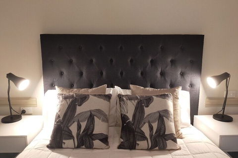 Arabella Garden Inn Motel - Foster Accommodation 6