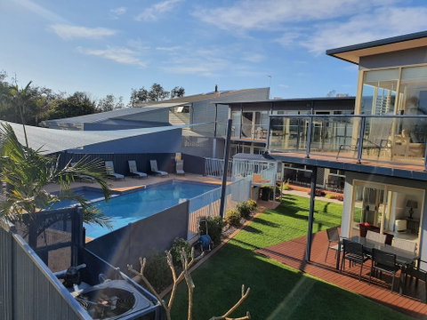 Grandeur Holiday Units - Foster Accommodation 3