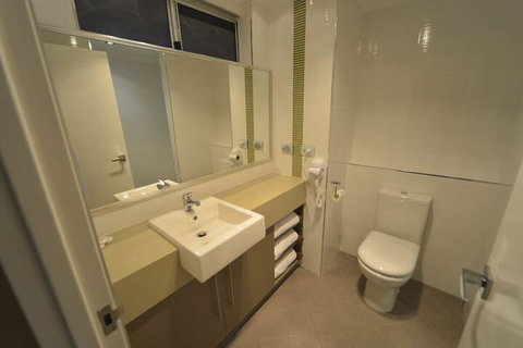 Bentley Motel - Foster Accommodation 4