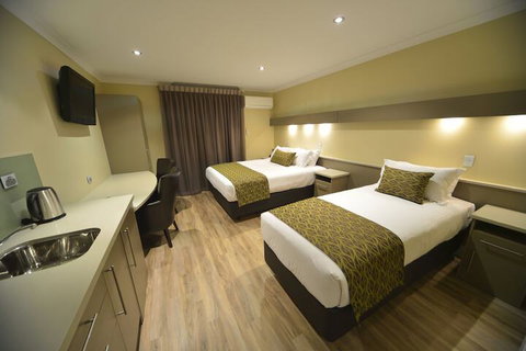 Bentley Motel - Foster Accommodation 5