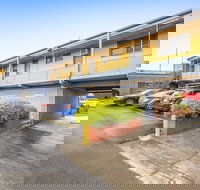 Meadow Inn Hotel-Motel - Foster Accommodation