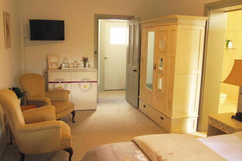 The Old Nunnery - Foster Accommodation 3