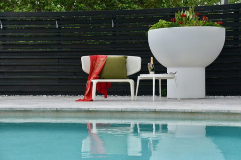 Glass On Glasshouse - Foster Accommodation 4