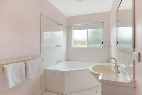 Beach Street Apartments - Foster Accommodation 1