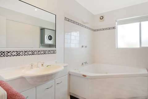 Beach Street Apartments - Foster Accommodation 4