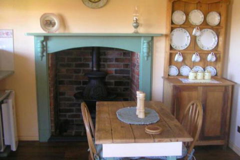 Valleyfield Cottage - Foster Accommodation 5
