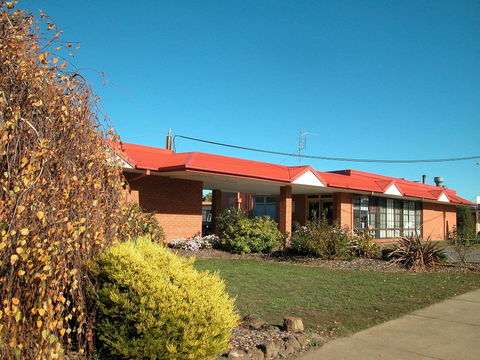 Ambassador Motor Inn Ballarat - Foster Accommodation 1