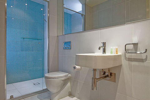 Accommodate Canberra - Trieste - Foster Accommodation 1