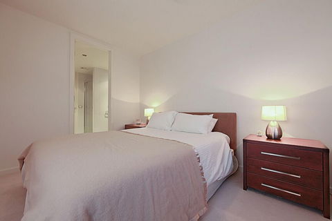 Accommodate Canberra - Trieste - Foster Accommodation 4