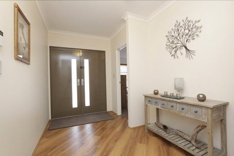 Jarelle House - Foster Accommodation 6