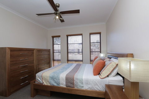 Jarelle House - Foster Accommodation 4