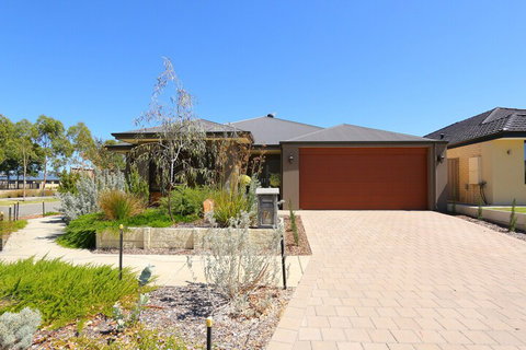 Jarelle House - Foster Accommodation 0