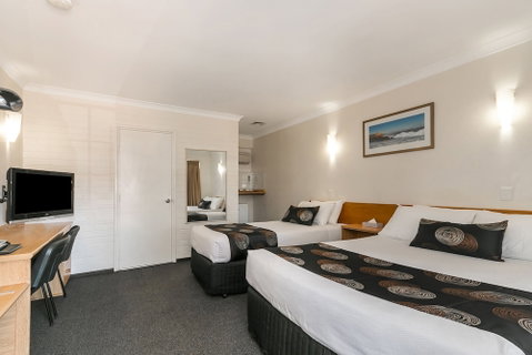 Flag Motor Lodge - Foster Accommodation 6